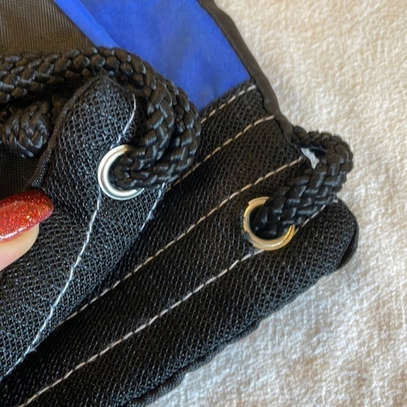 FREE w/purchase Crocs cinch bag athletic back pack orange blue draw string - Picture 11 of 13